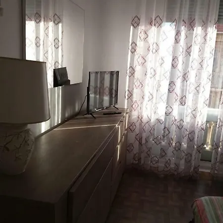 Centre, * Νίκαια